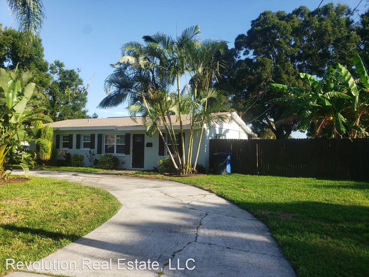 181 94th Ave N - Photo 2 of 24