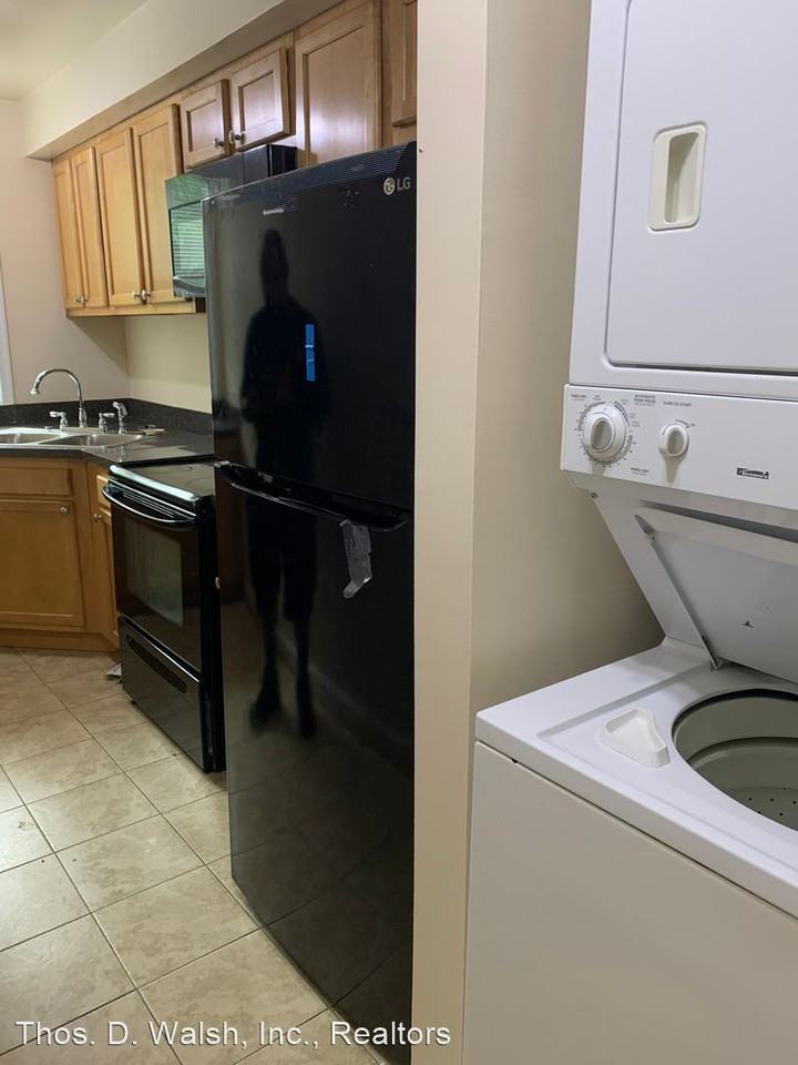 4000 - 4004 4th St SE - Photo 2 of 8