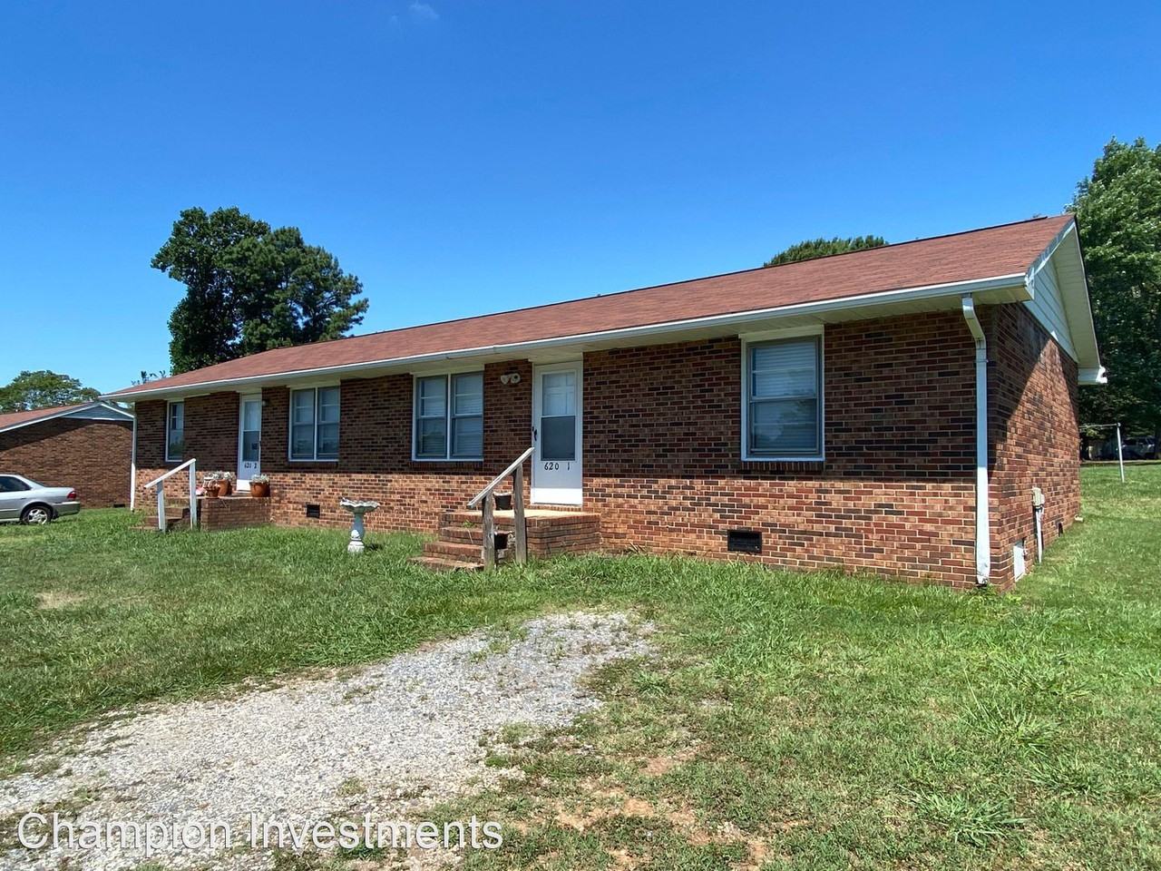 620 Margrace - Photo 2 of 14