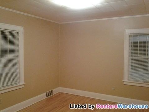 1878 Sherwood Ave - Photo 2 of 10