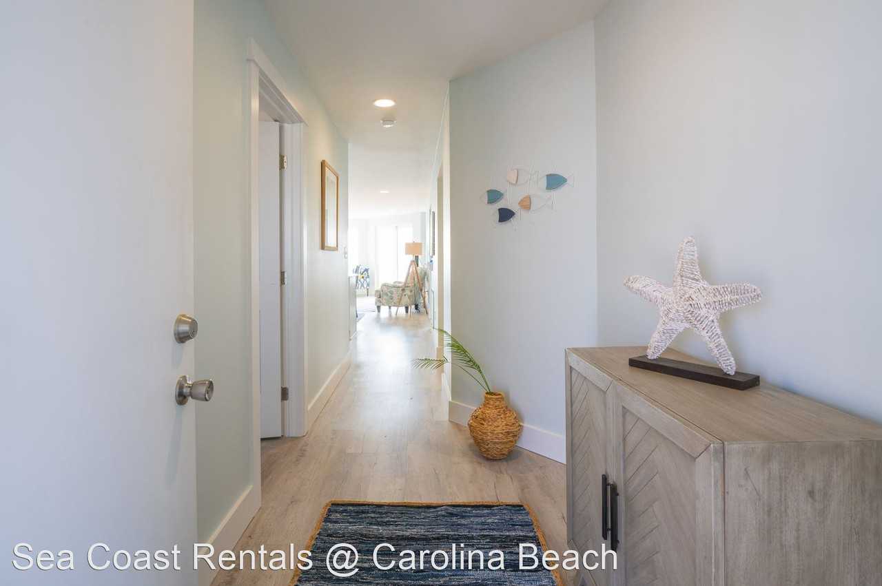 201 Carolina Beach Ave. S - Photo 3 of 32