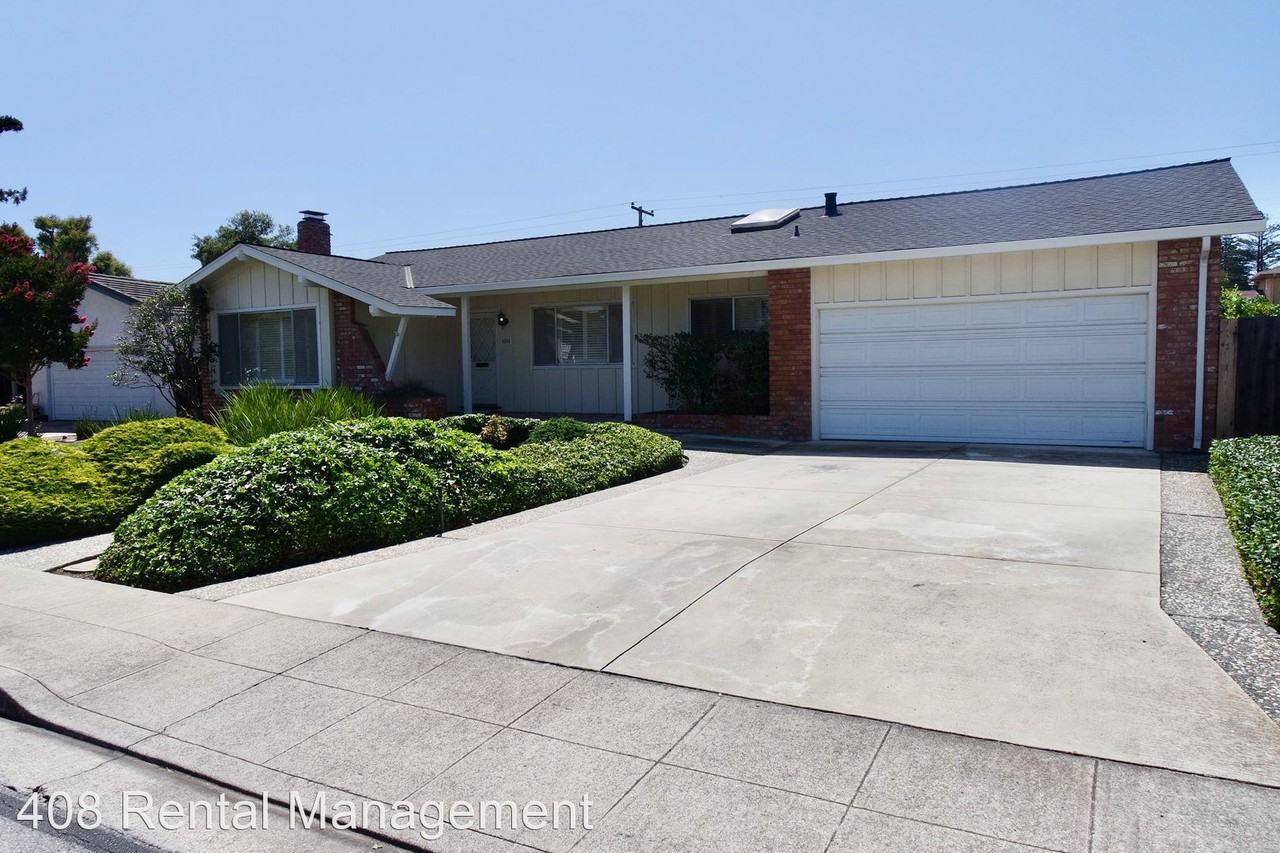 855 Doverton Sq - Photo 2 of 27