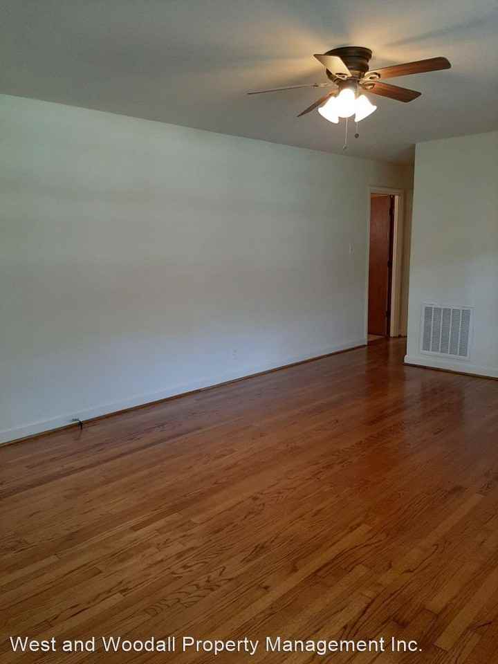 2202 Sparger Rd - Photo 3 of 13