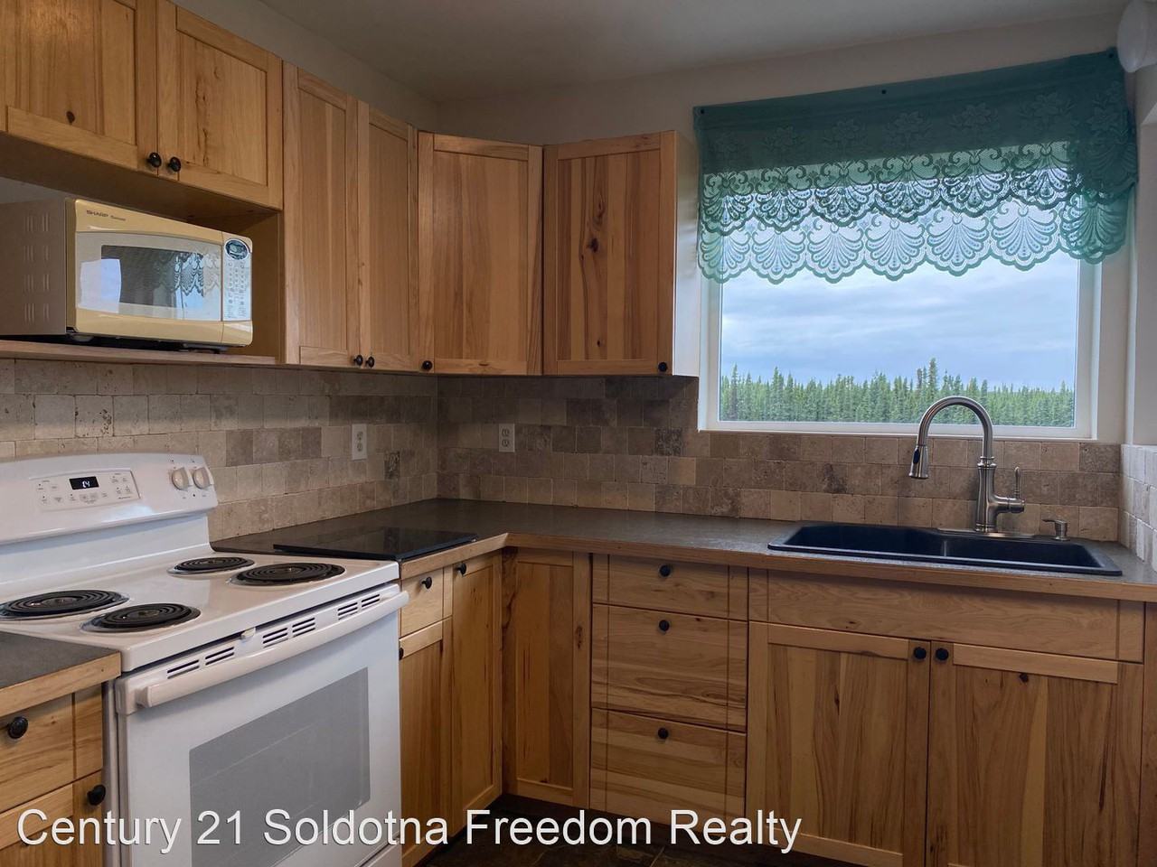 33753 Enterprise Ave - Photo 2 of 15