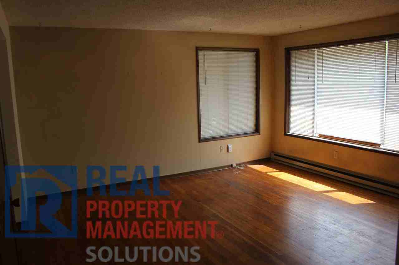 8211 Sw 37th Ave - Photo 2 of 42