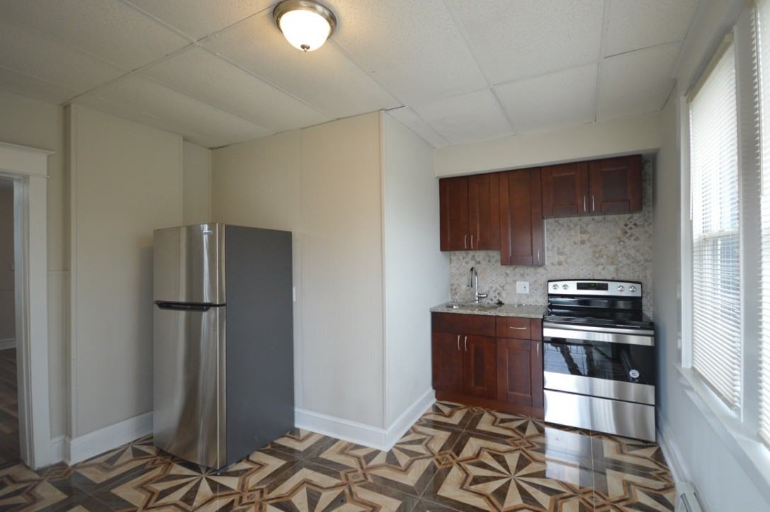 7201 Edmund St #1B - Photo 3 of 10