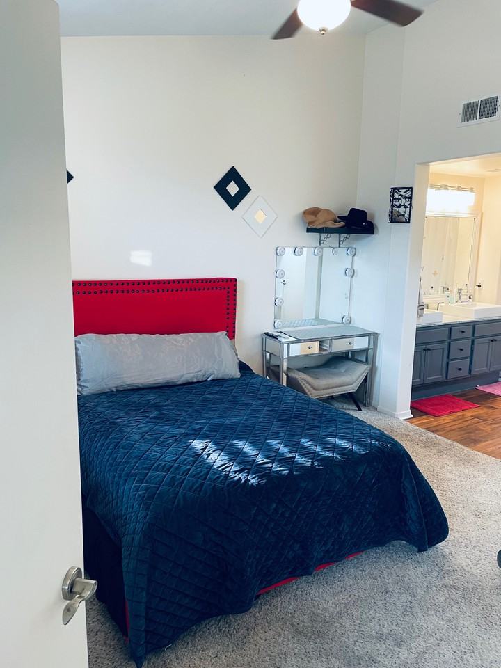 1364 Nicolette Ave #1 - Photo 6 of 15
