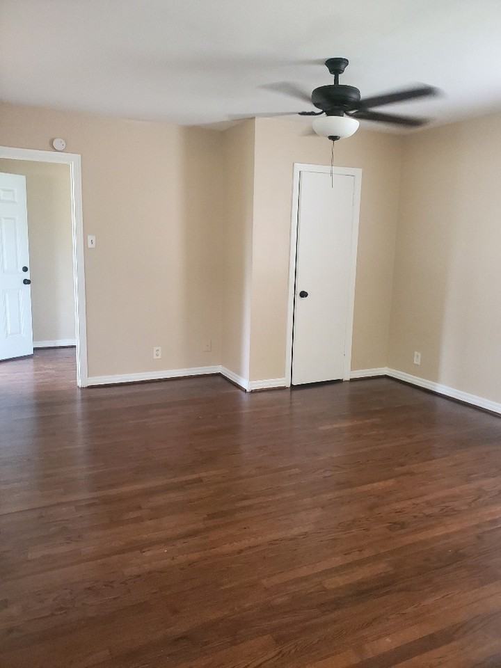 4321C Hain St - Photo 5 of 8