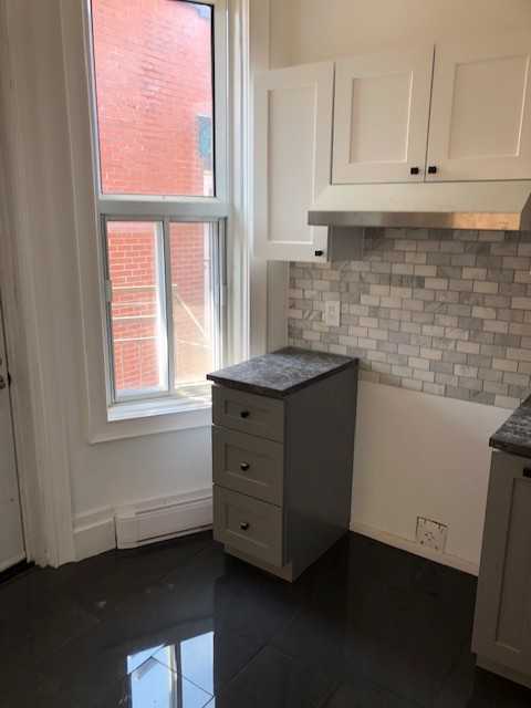 4670 Rue Saint-Urbain #3 - Photo 3 of 17