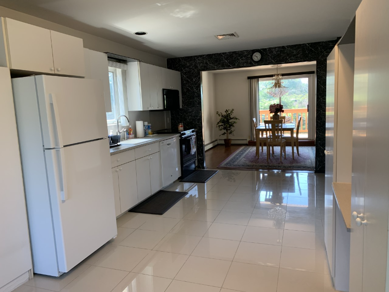 404 S Marginal Rd - Photo 2 of 16