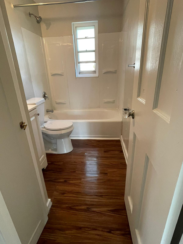 285 E 200th St #2 - Photo 3 of 5