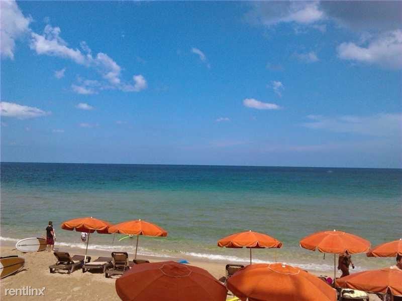 2200 NE 33rd Ave - Photo 2 of 6