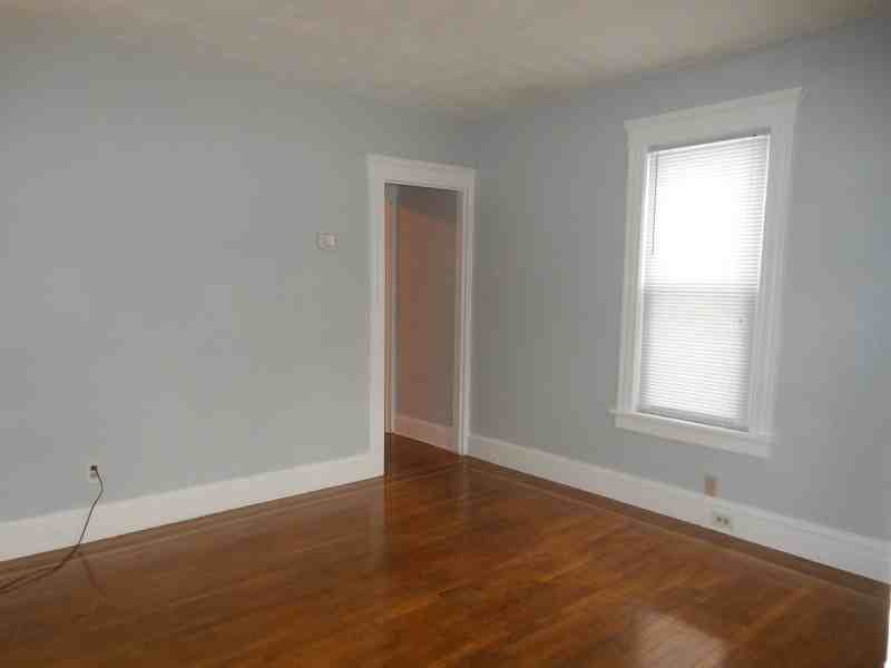 116 Warren Ave - Photo 2 of 7