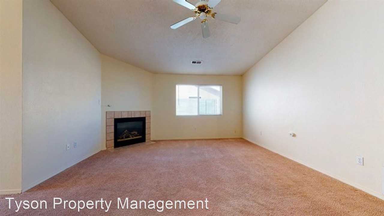 11600 Singing Arrow Rd Se - Photo 2 of 17