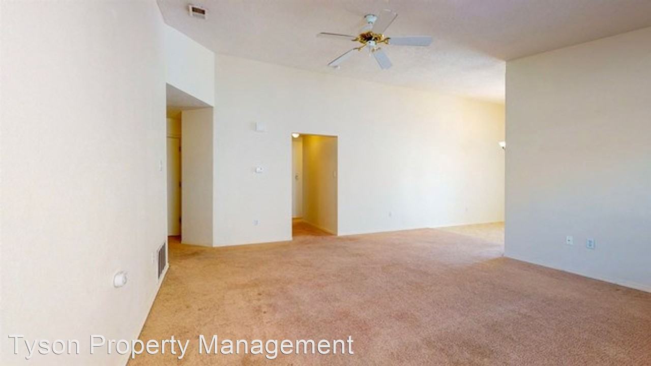 11600 Singing Arrow Rd Se - Photo 3 of 17