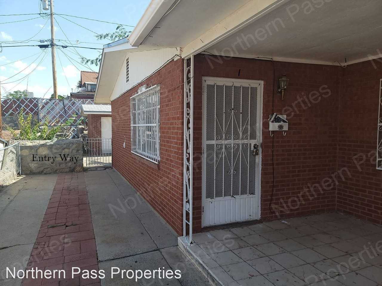 Silver - Photo 3 of 11