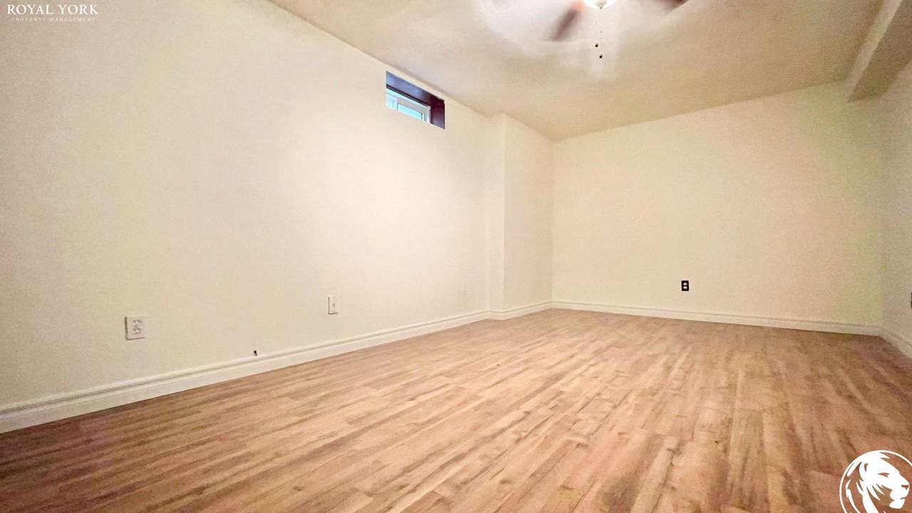 55 Apple Blossom Blvd #2 - Photo 3 of 10