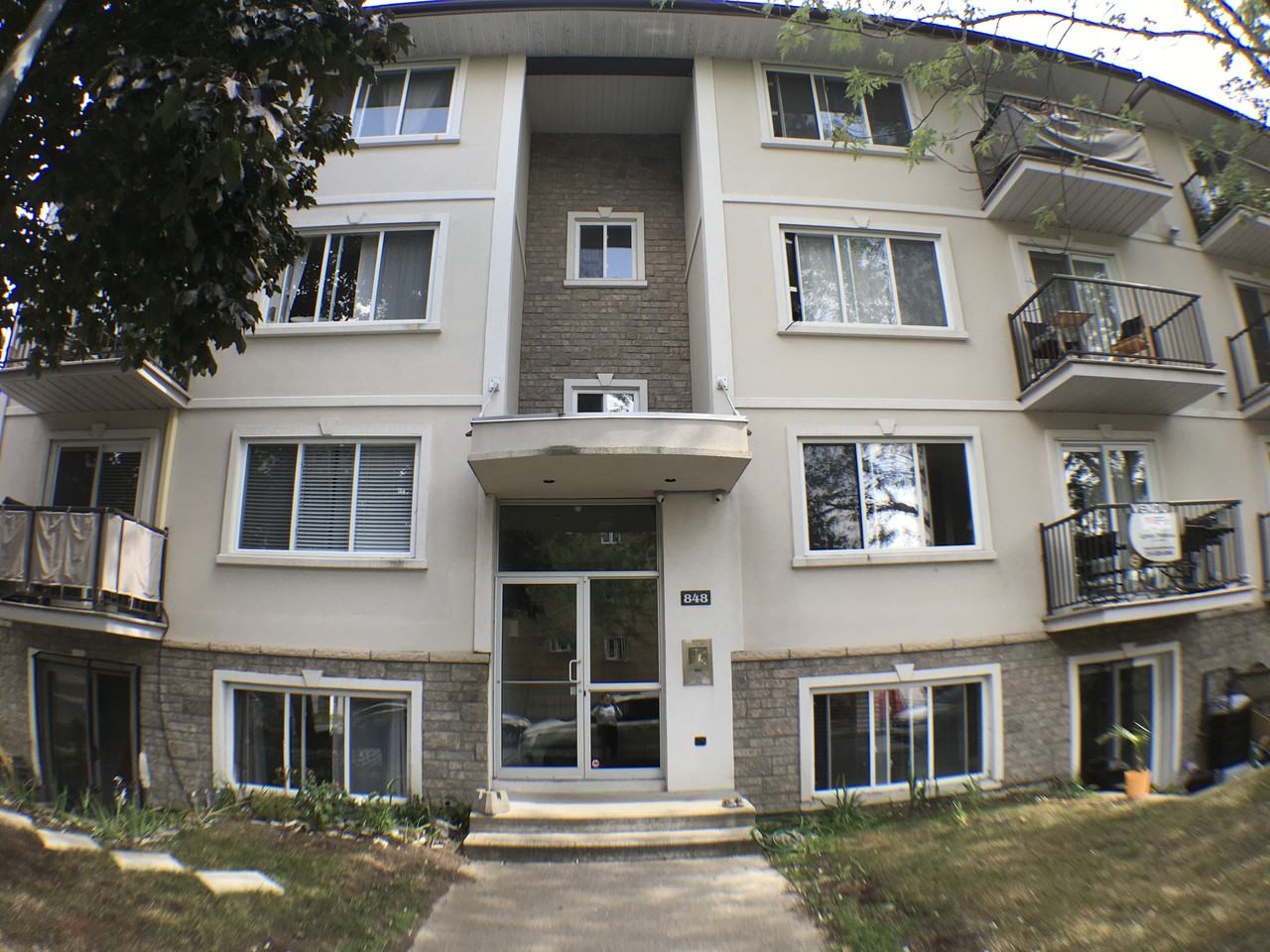 848 Rue Fabre - Photo 3 of 11