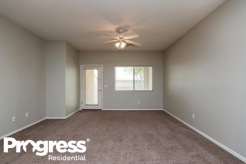 118 N 116th Ln - Photo 2 of 14