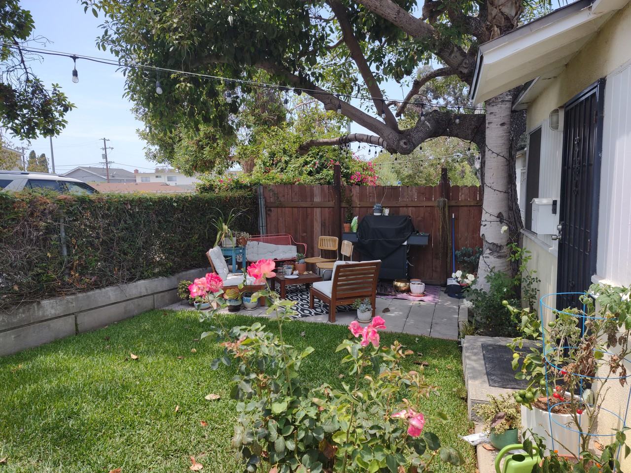 Sawtelle Duplex - Photo 3 of 15