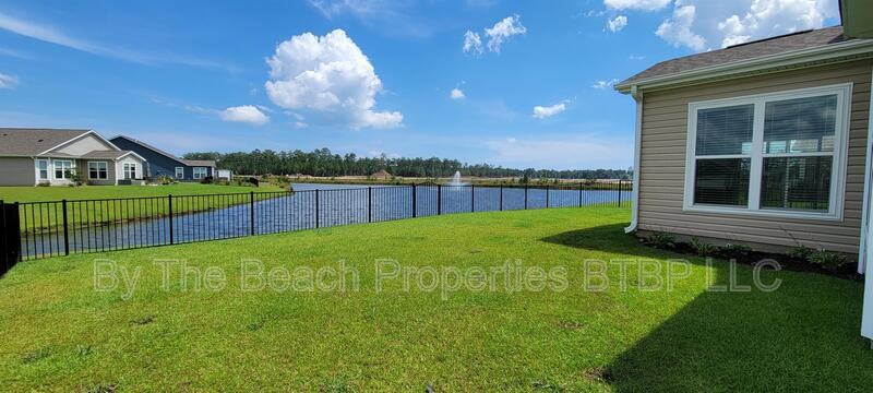 1072 Caprisia Loop - Photo 3 of 15