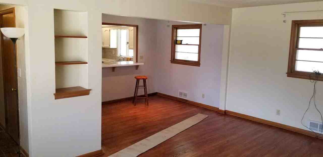 3806 Dakota Ln #1 - Photo 3 of 33