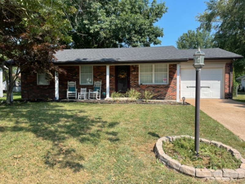 1626 Landmark Dr - Photo 2 of 21