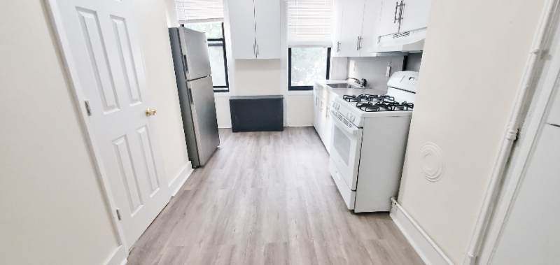 5128 35th St #2R - Photo 2 of 17
