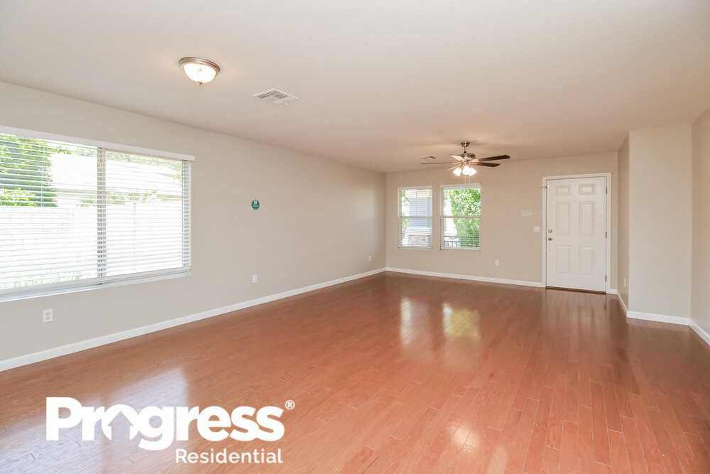 2575 E Harrison Ct - Photo 3 of 16