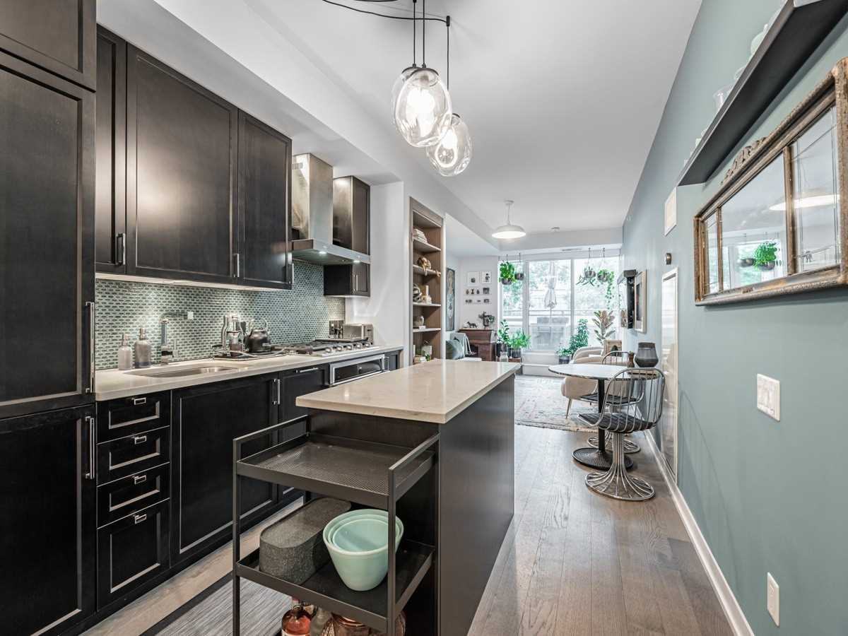 38 Howard Park Avenue #525