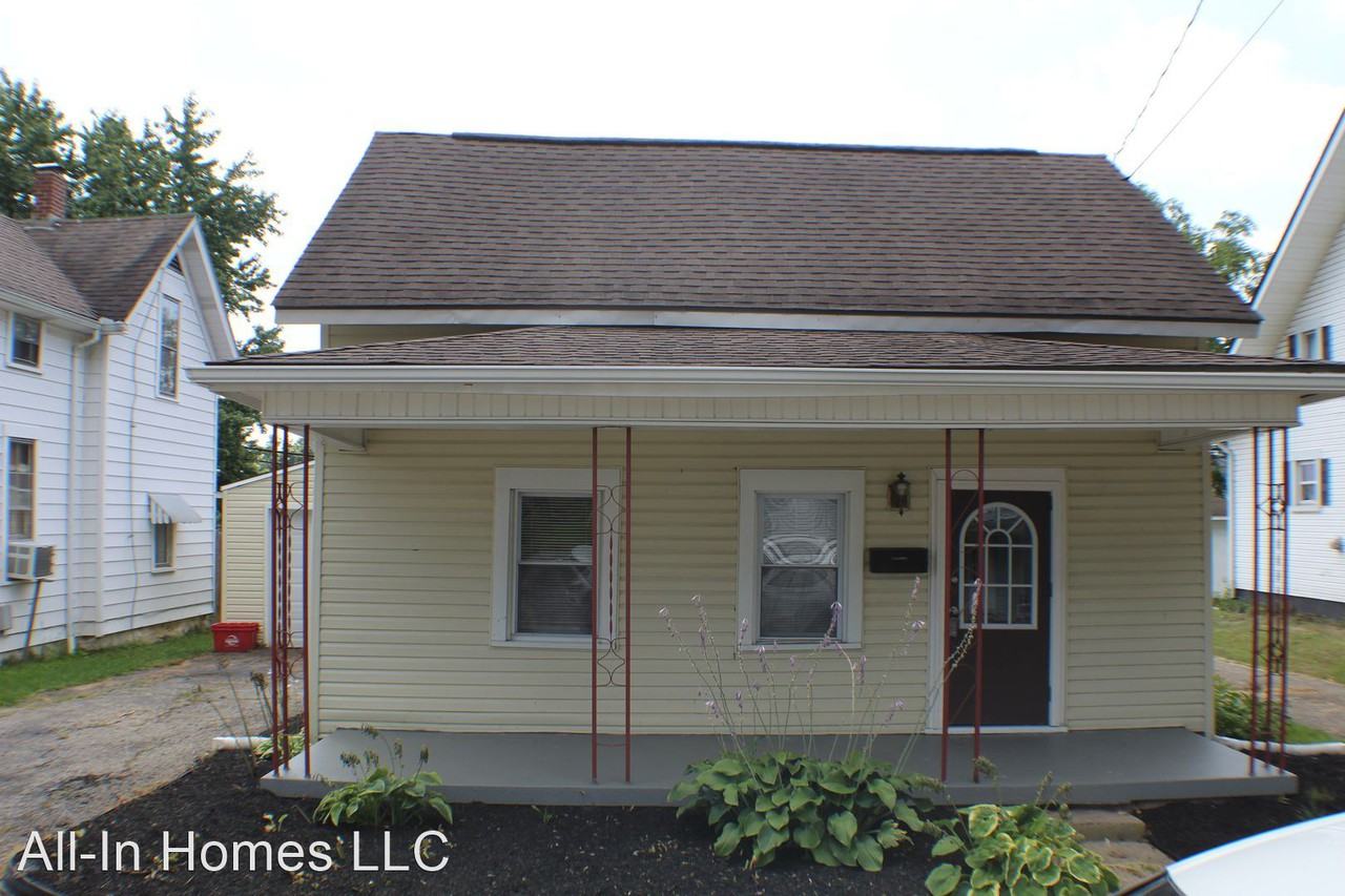318 E Main St - Photo 2 of 14
