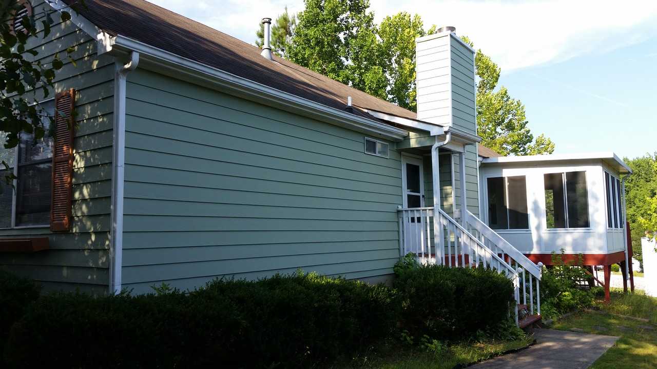 1187 Foxwood Dr - Photo 2 of 11