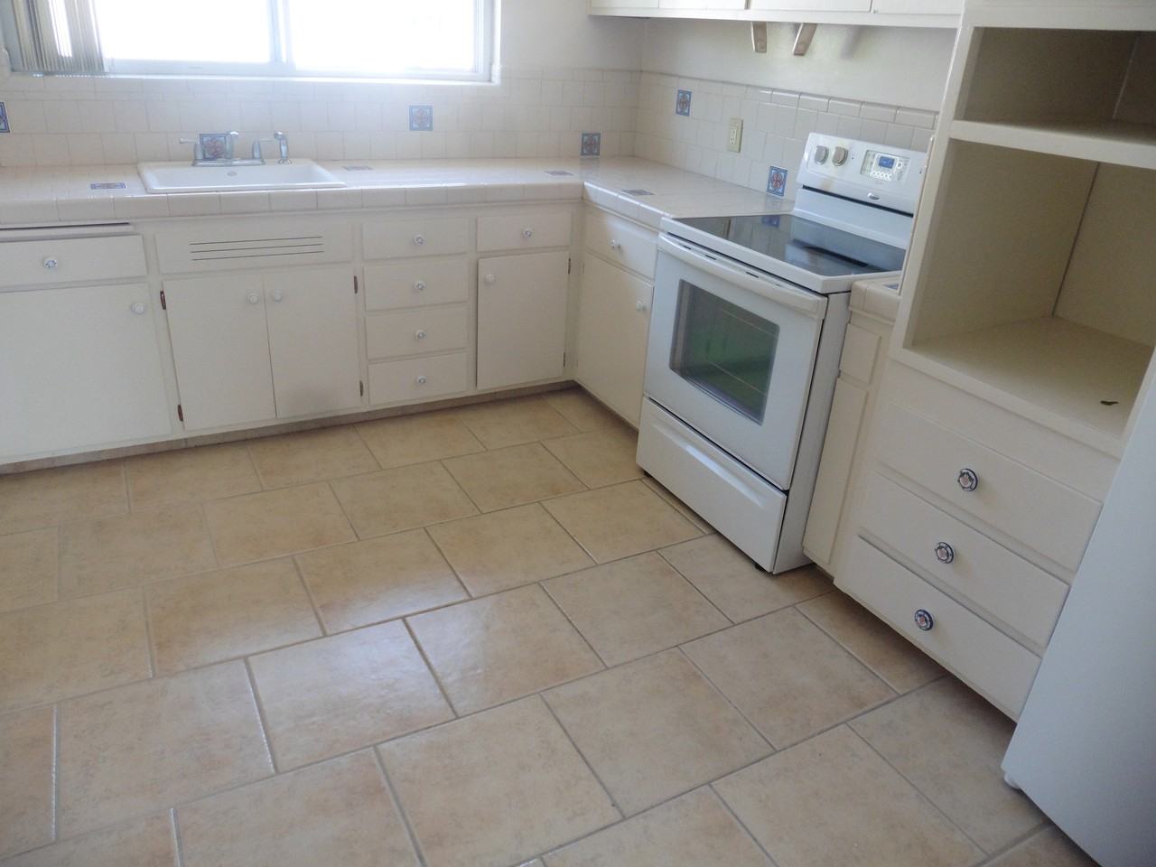 200 Avery Lane #12 - Photo 2 of 9