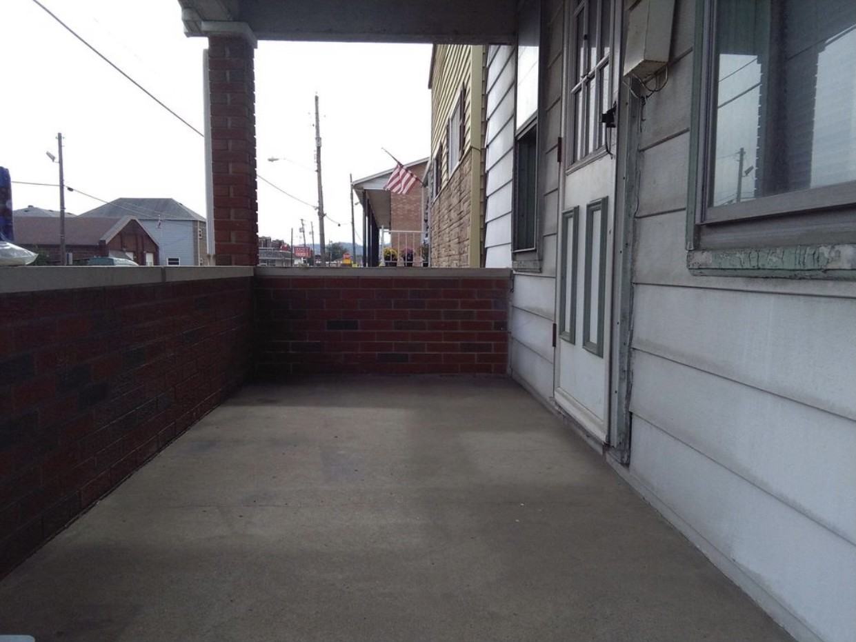 315 Walden Ave - Photo 3 of 14