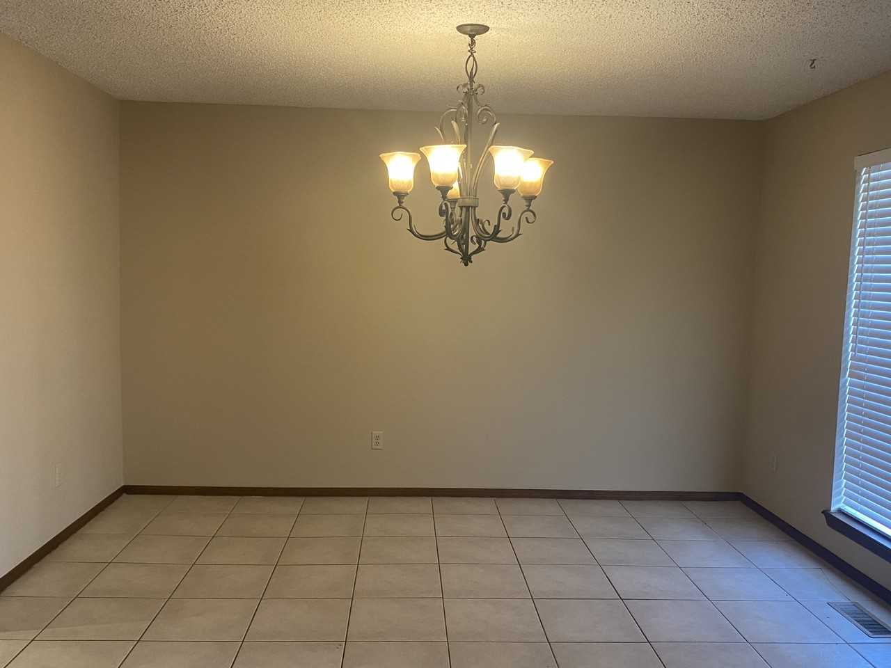 8313 Northwest 112th Terrace - Photo 3 of 15