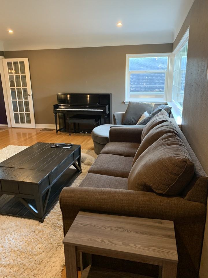 2739 Cadboro Bay Road - Photo 2 of 23