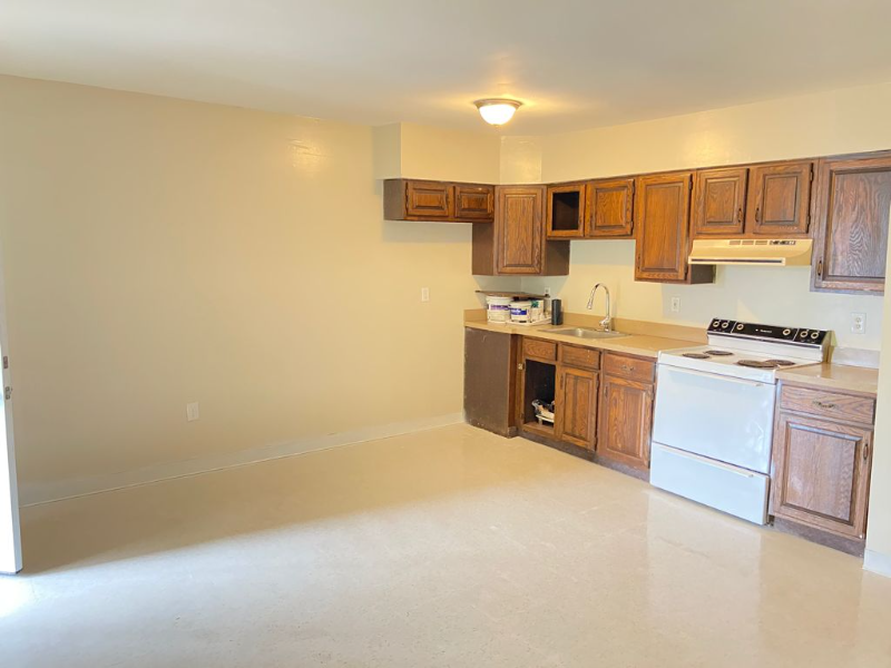 99 Summit St #A - Photo 3 of 11