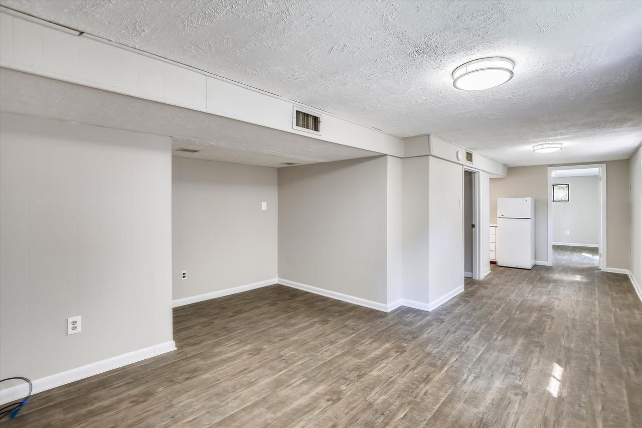 5619 6th St N Lowr - Photo 4 of 13