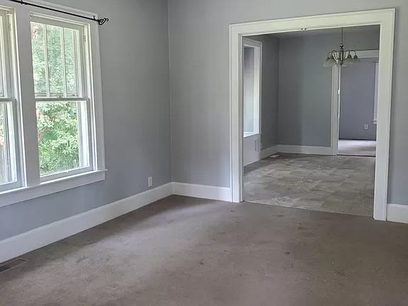 117 W Jefferson St - Photo 2 of 7