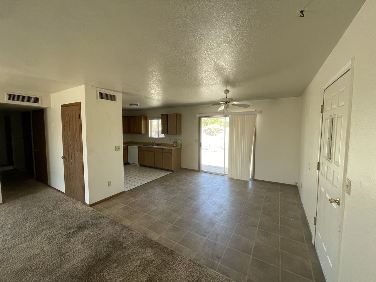 2387 Alpine Dr - Photo 2 of 10