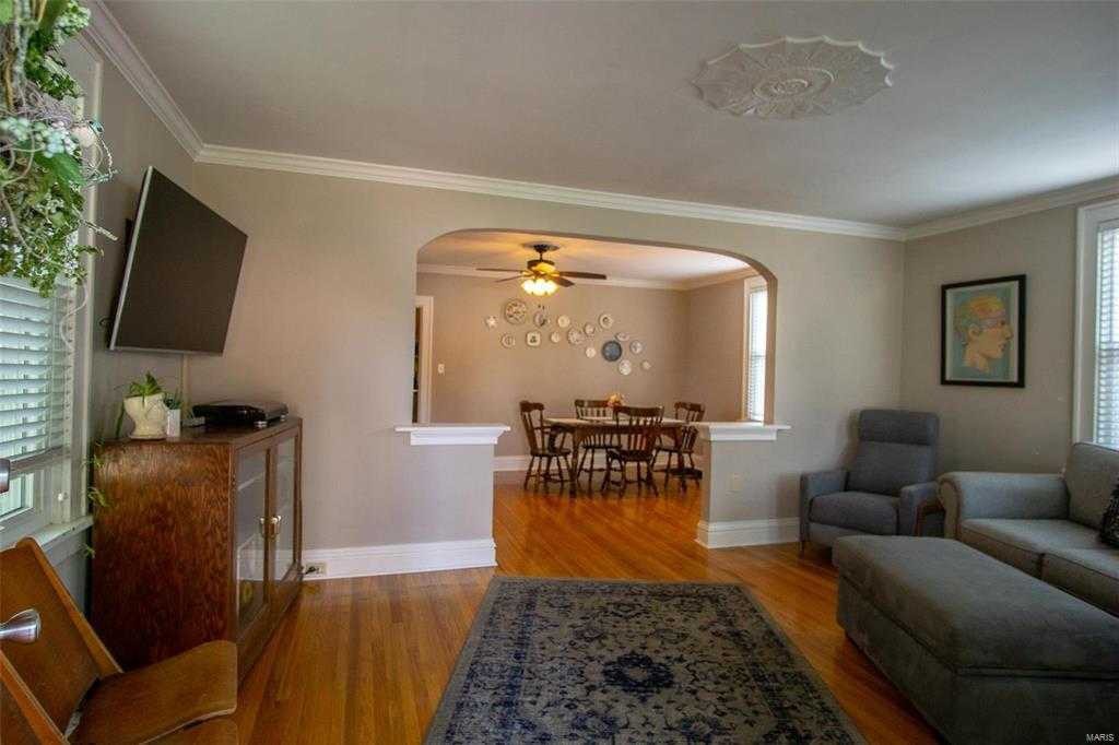 4630 Seibert Ave - Photo 2 of 28