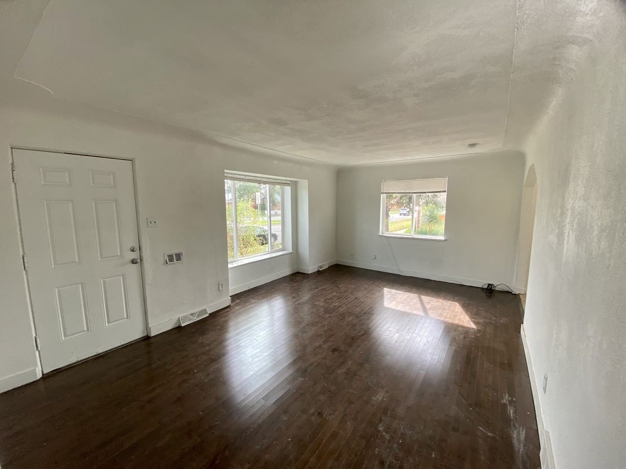 2627 E Martin Luther King Blvd - Photo 5 of 12