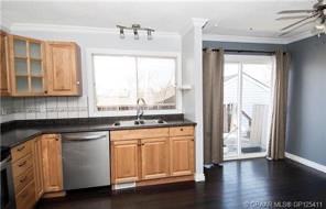 10305 94 St #1 - Photo 2 of 20