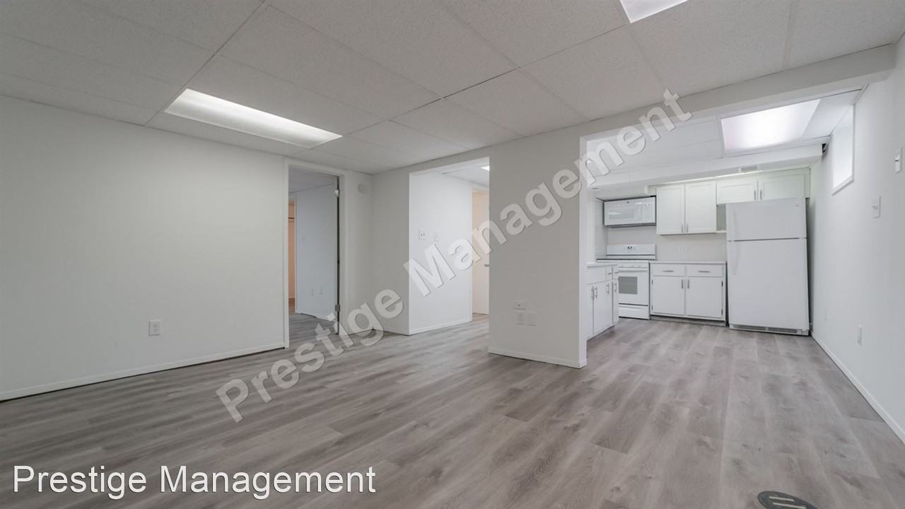 703 N Main St - Photo 3 of 20