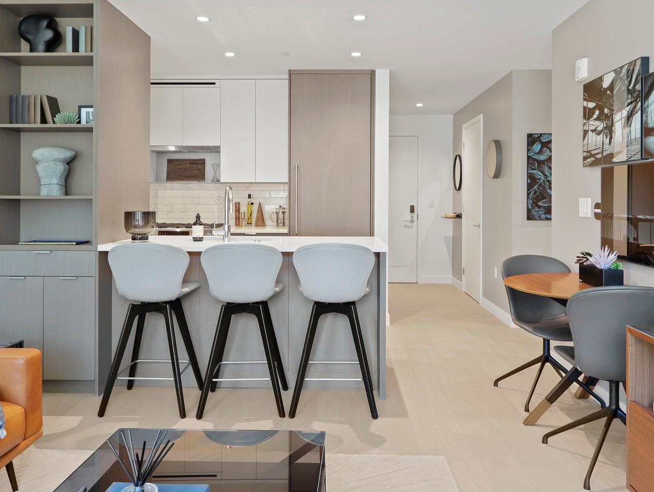 The Harris - Photo 5 of 45