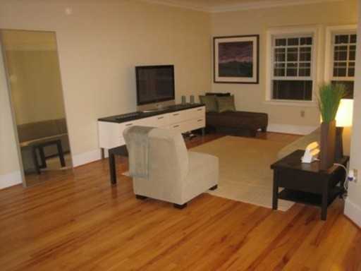 226 S Elm St #F - Photo 2 of 8