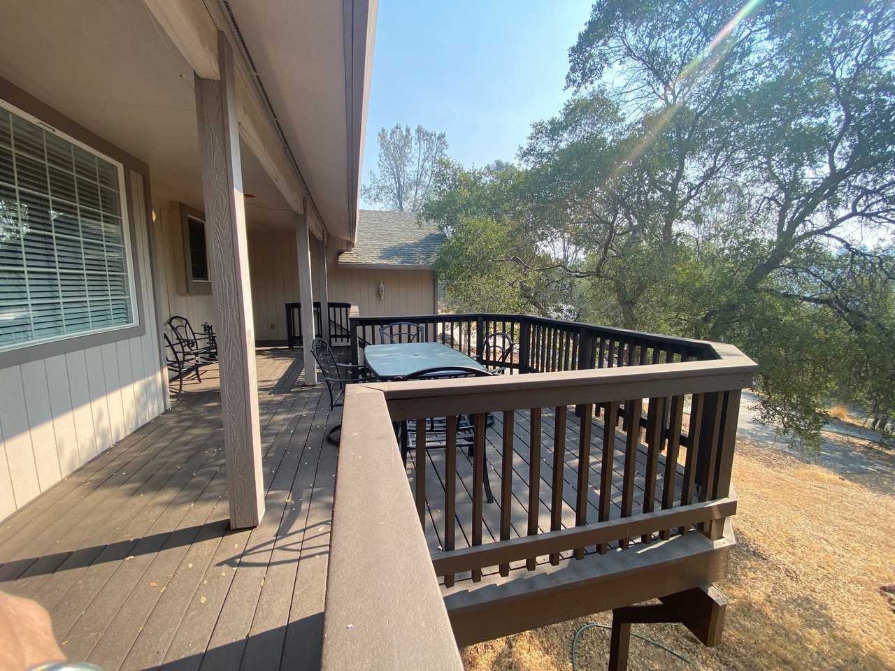 18796 Joseph Dr - Photo 2 of 40