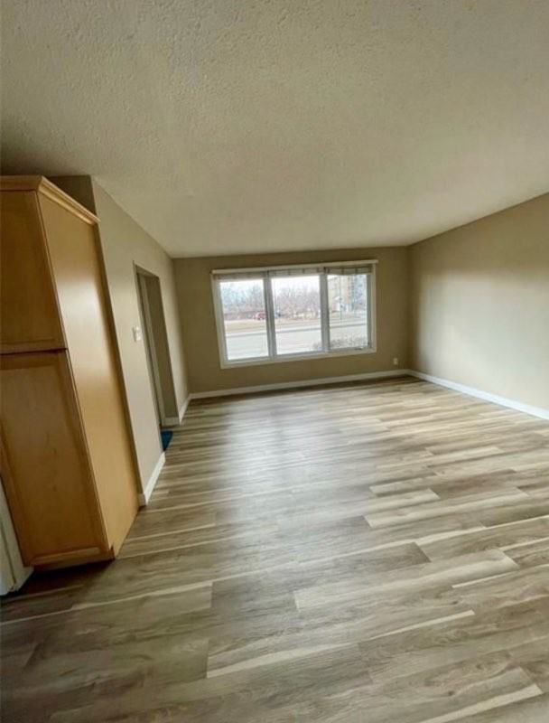 103 Broad Street - Photo 2 of 11