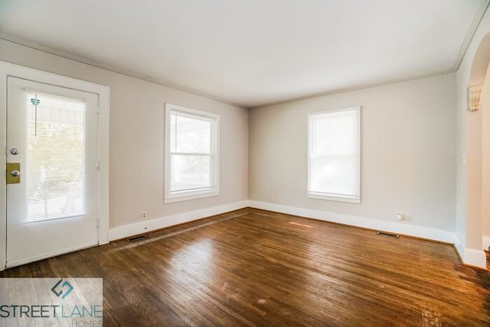 19 Pennsylvania Ave - Photo 3 of 15