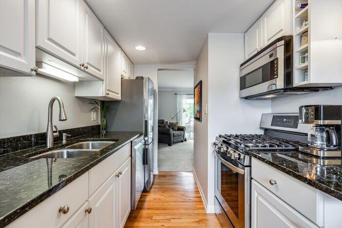 2566 Scioto View Ln #1 - Photo 3 of 14